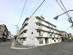 ﾄﾞﾑ-ﾙ新北野外観写真