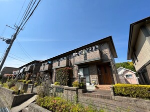 ソレアードD棟外観写真