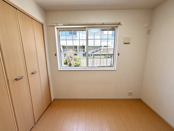 物件内観写真10　(居室)