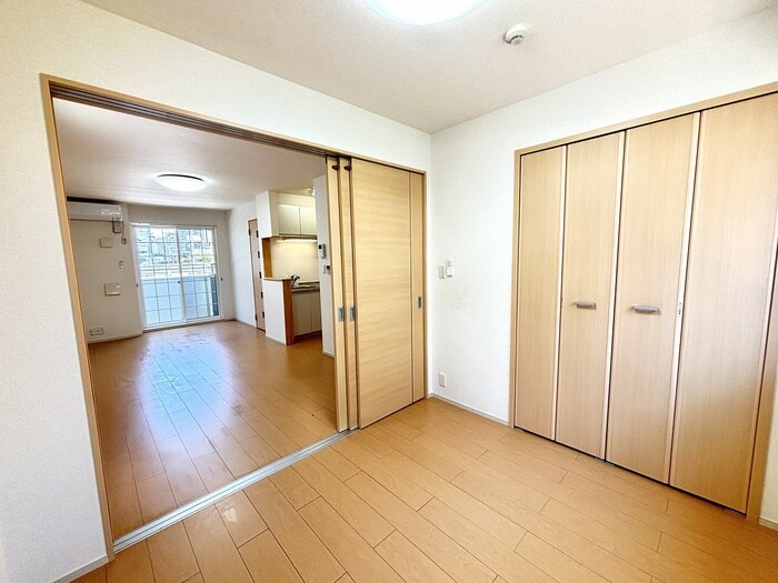 物件内観写真12　(居室)