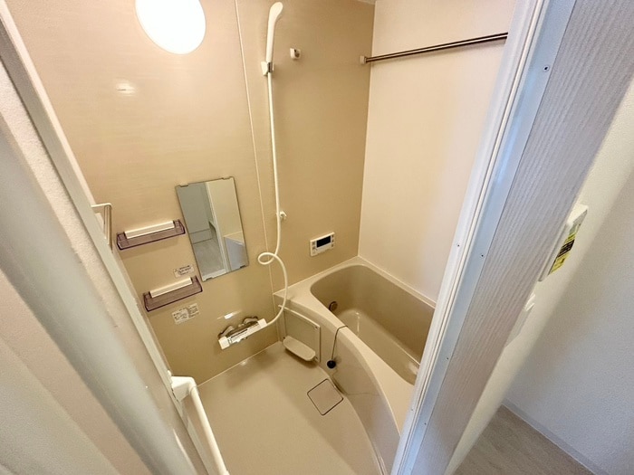 カルム共栄のバス