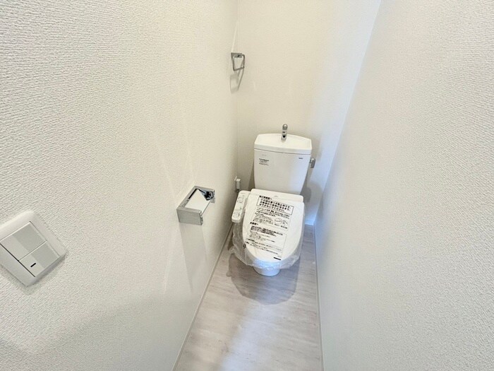 物件内観写真13　(トイレ)