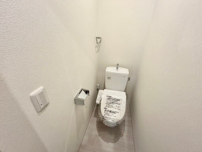 物件内観写真15　(トイレ)