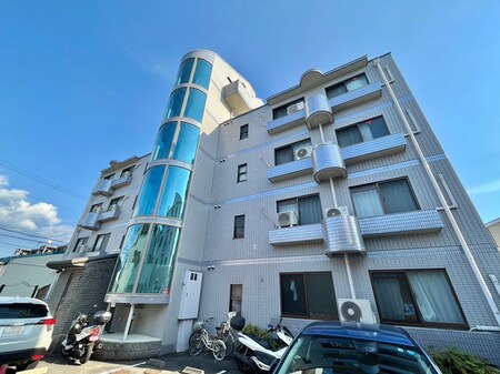 メゾンプルミエ－ル桂外観写真