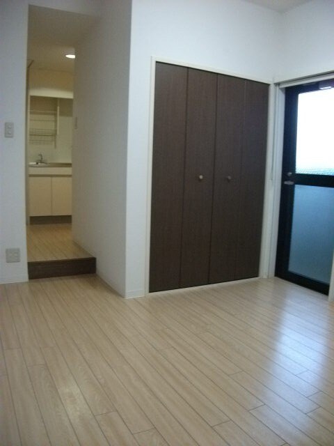 物件内観写真8　(内観写真)