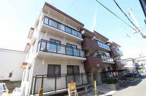 ＣＡＳＡ南中振外観写真