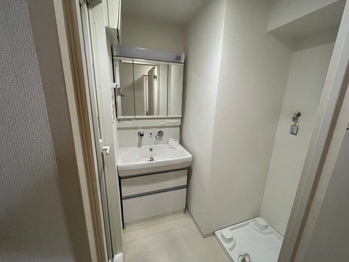 物件内観写真11　(洗面)