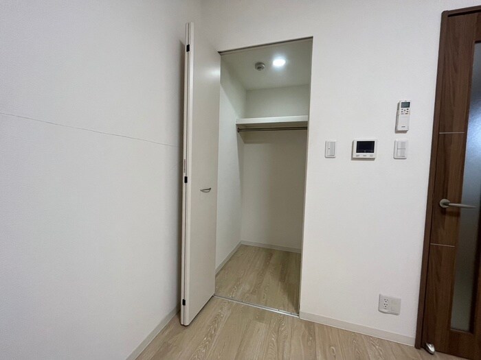 物件内観写真13　(収納)