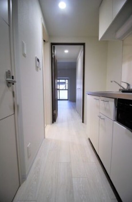 物件内観写真14　(廊下)