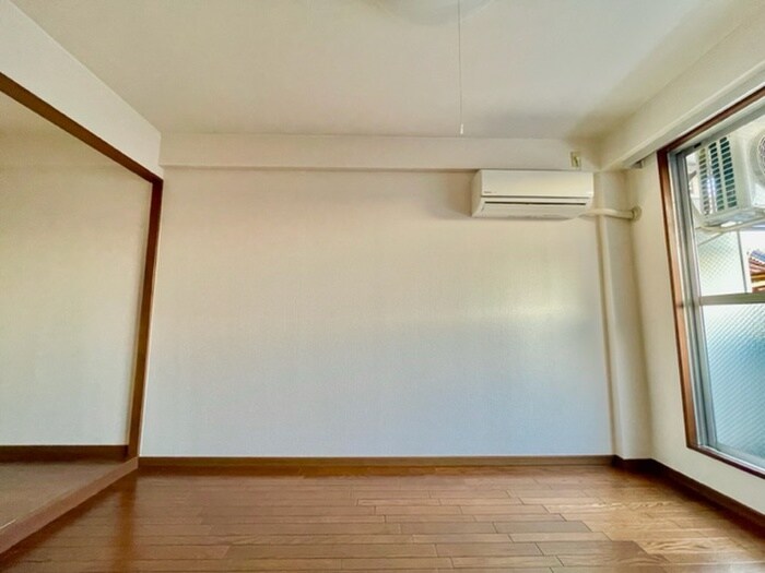 物件内観写真10　(居室)