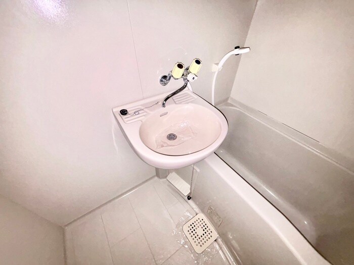 物件内観写真14　(洗面)