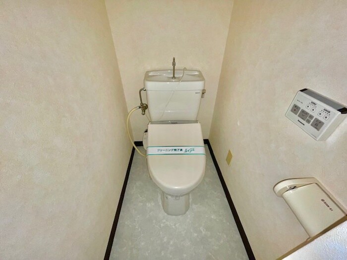 物件内観写真15　(トイレ)