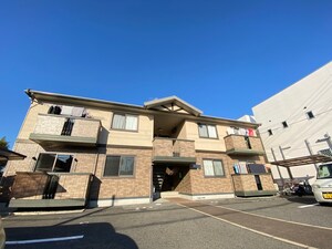 ソレア－ド西野外観写真