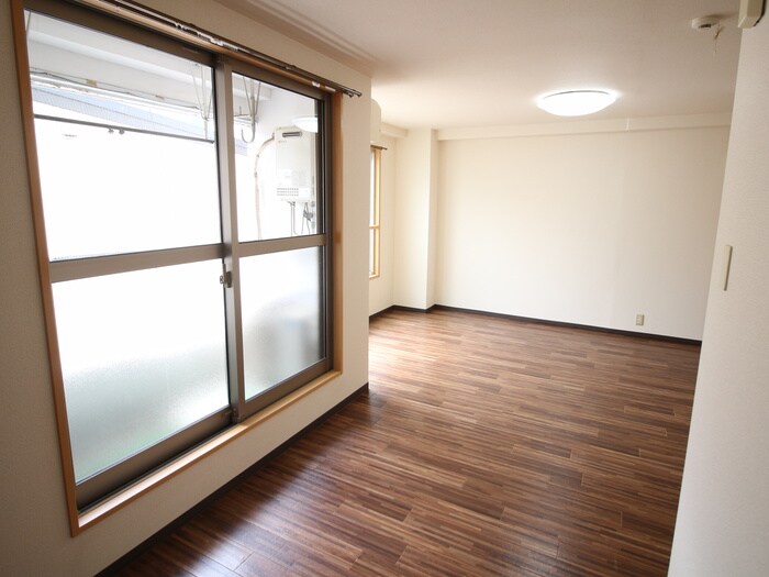 物件内観写真21　(居室)