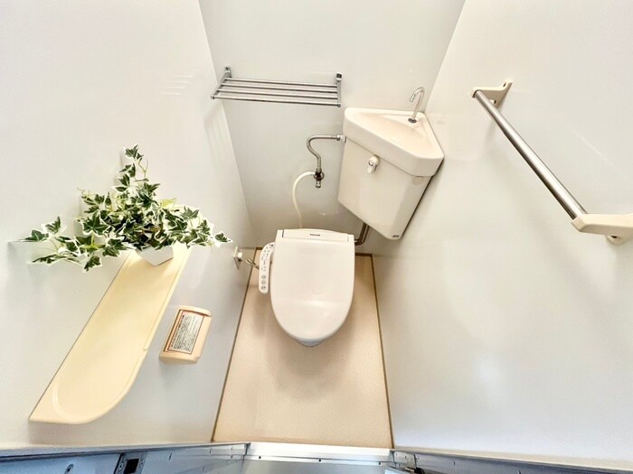 物件内観写真14　(トイレ)