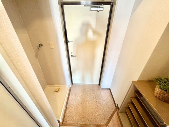 物件内観写真17　(玄関)