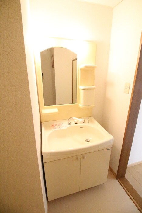 物件内観写真9　(洗面)