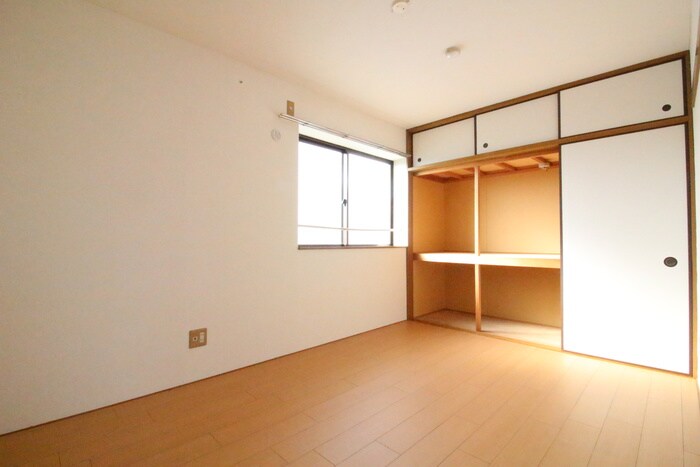 物件内観写真11　(居室)