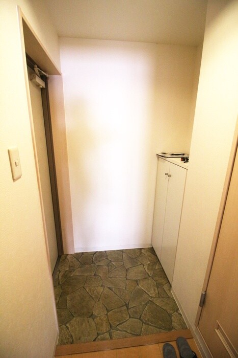 物件内観写真14　(玄関)