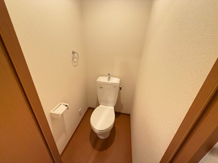 物件内観写真10　(トイレ)