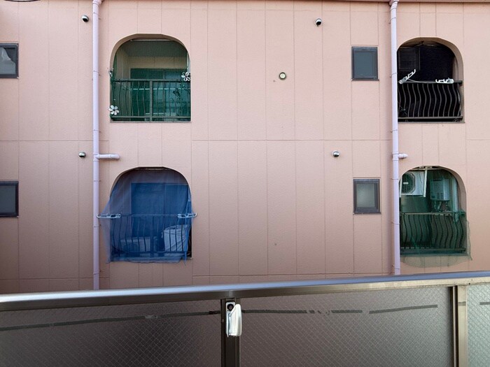 物件内観写真21　(室内からの展望)