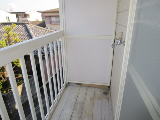 物件内観写真11　(洗濯機置場)