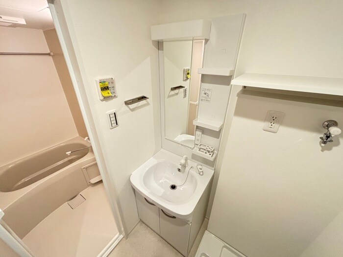 物件内観写真10　(洗面)