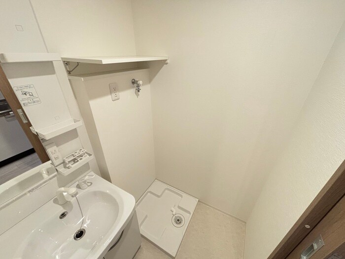 物件内観写真13　(洗濯機置場)