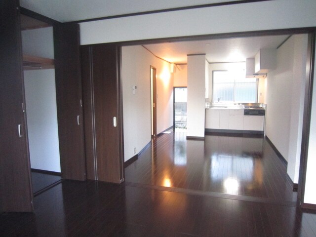 物件内観写真7　(居室)