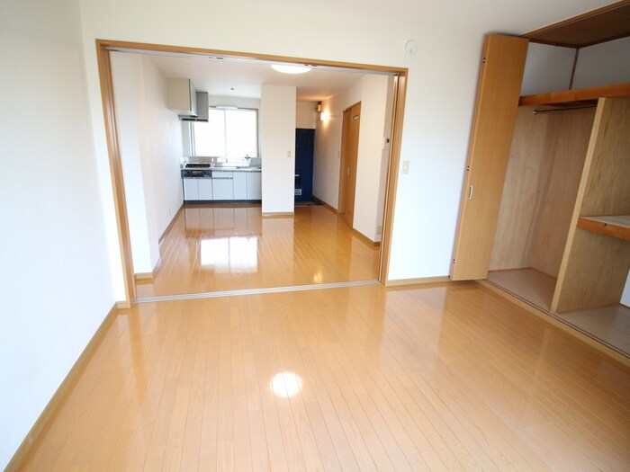 物件内観写真22　(居室)