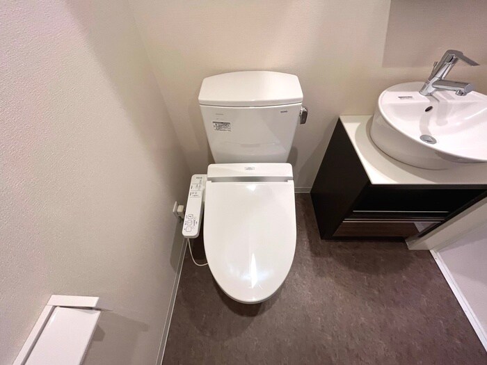 物件内観写真13　(トイレ)