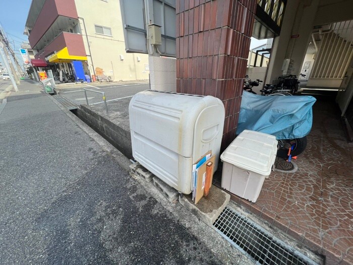 物件外観写真4　(建物設備)