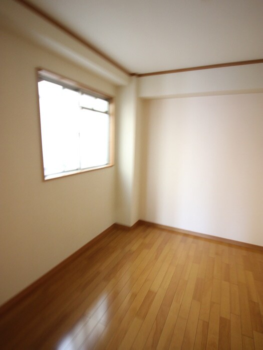 物件内観写真13　(居室)