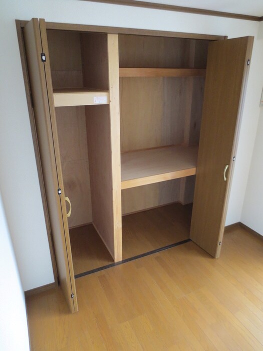 物件内観写真14　(収納)