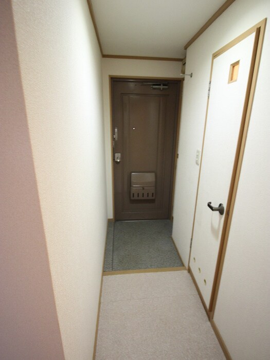 物件内観写真15　(玄関)