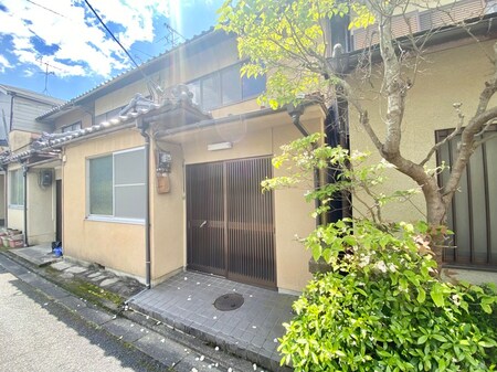 花園段ノ岡町貸家11-6外観写真