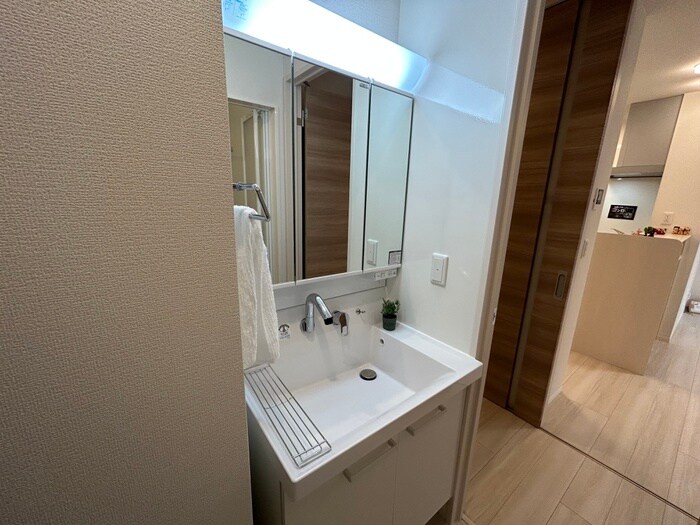 物件内観写真13　(洗面)