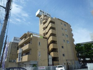 西尾ビル外観写真