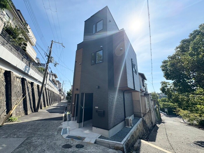 物件外観写真1　(外観写真)