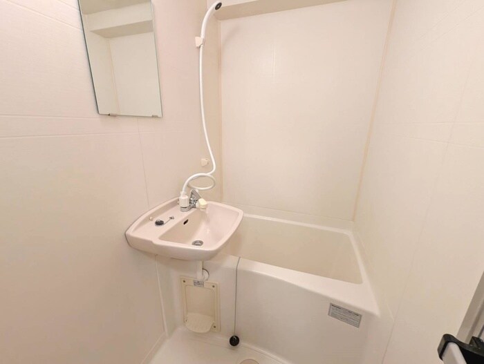 物件内観写真6　(バス／シャワールーム等)