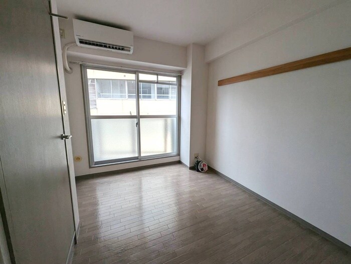 物件内観写真16　(居室)