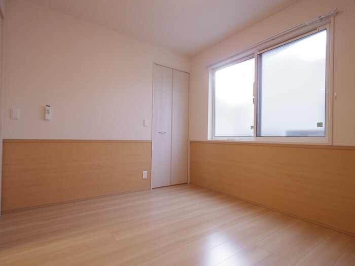 物件内観写真12　(居室)