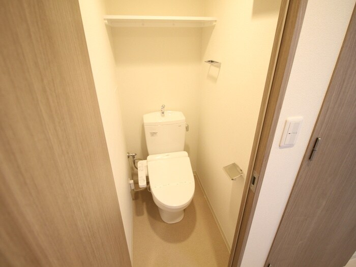 物件内観写真11　(トイレ)