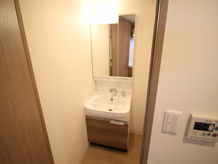 物件内観写真12　(洗面)