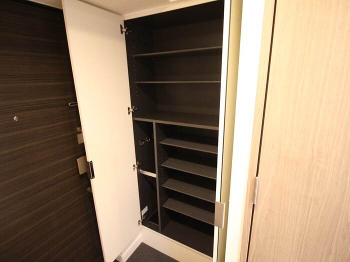 物件内観写真14　(靴箱)