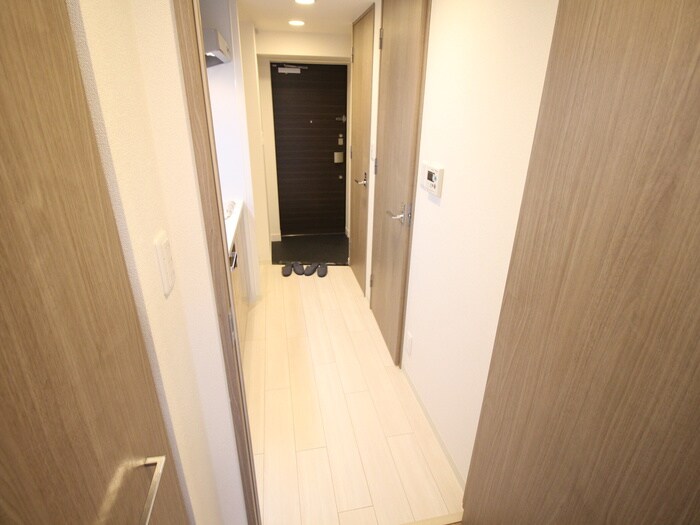 物件内観写真19　(廊下)