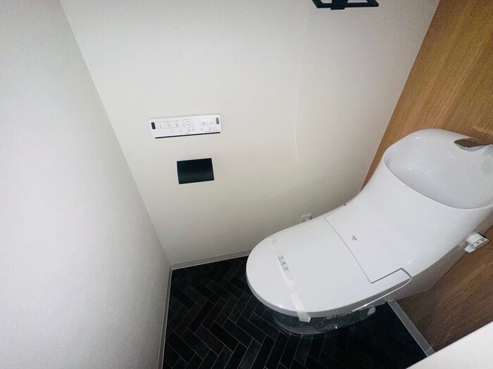 物件内観写真12　(トイレ)