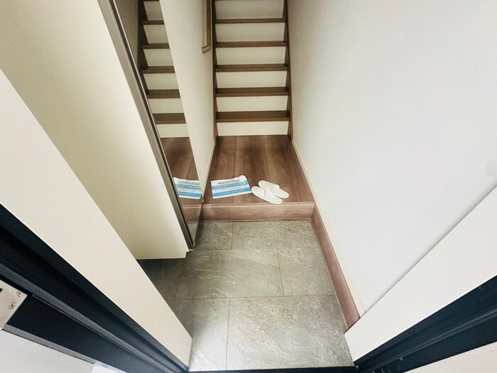 物件内観写真20　(玄関)