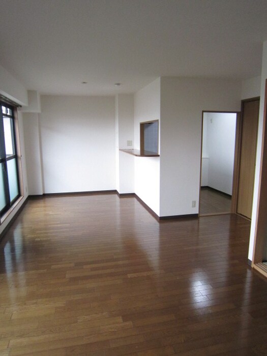 物件内観写真5　(居室)