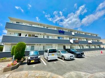 ＱＵＡＬＩＡの外観写真